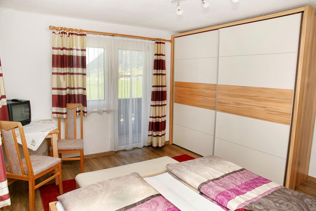 Haus Gabriela Hotel Itter Kamer foto
